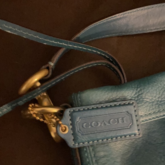 Coach Shoulder Bag - Picture 4 of 8